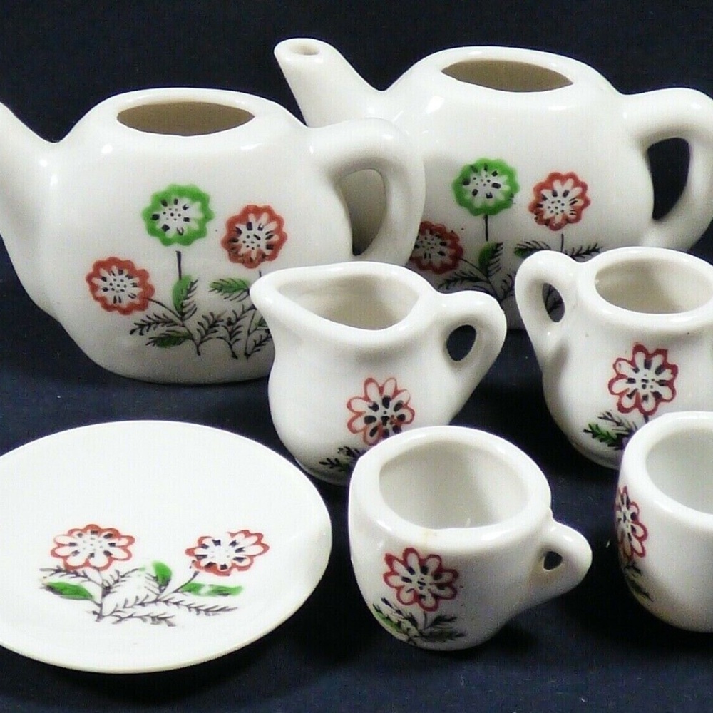 Lot of 7 pc Doll house Child play toy Miniature tea set made in Japan porcelain